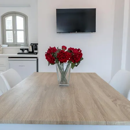 شقة Oia's Square Residences
