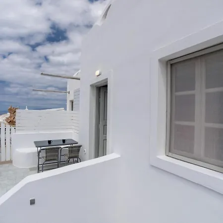 Oia's Square Residences Apartmán