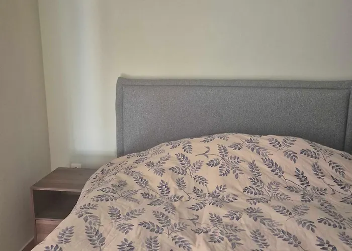 Oia's Square Residences *